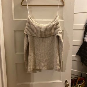Off the shoulder hollister sweater